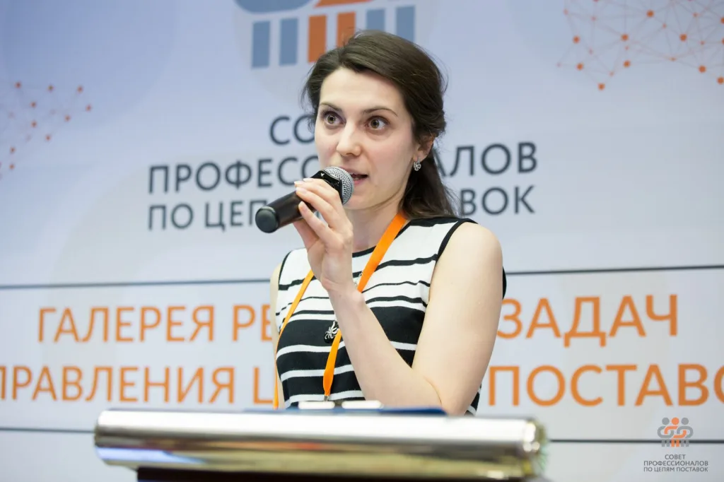 kong_02.jpg kong_02.jpg